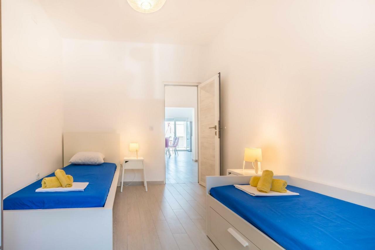 Apartments Stella ドラマリ エクステリア 写真